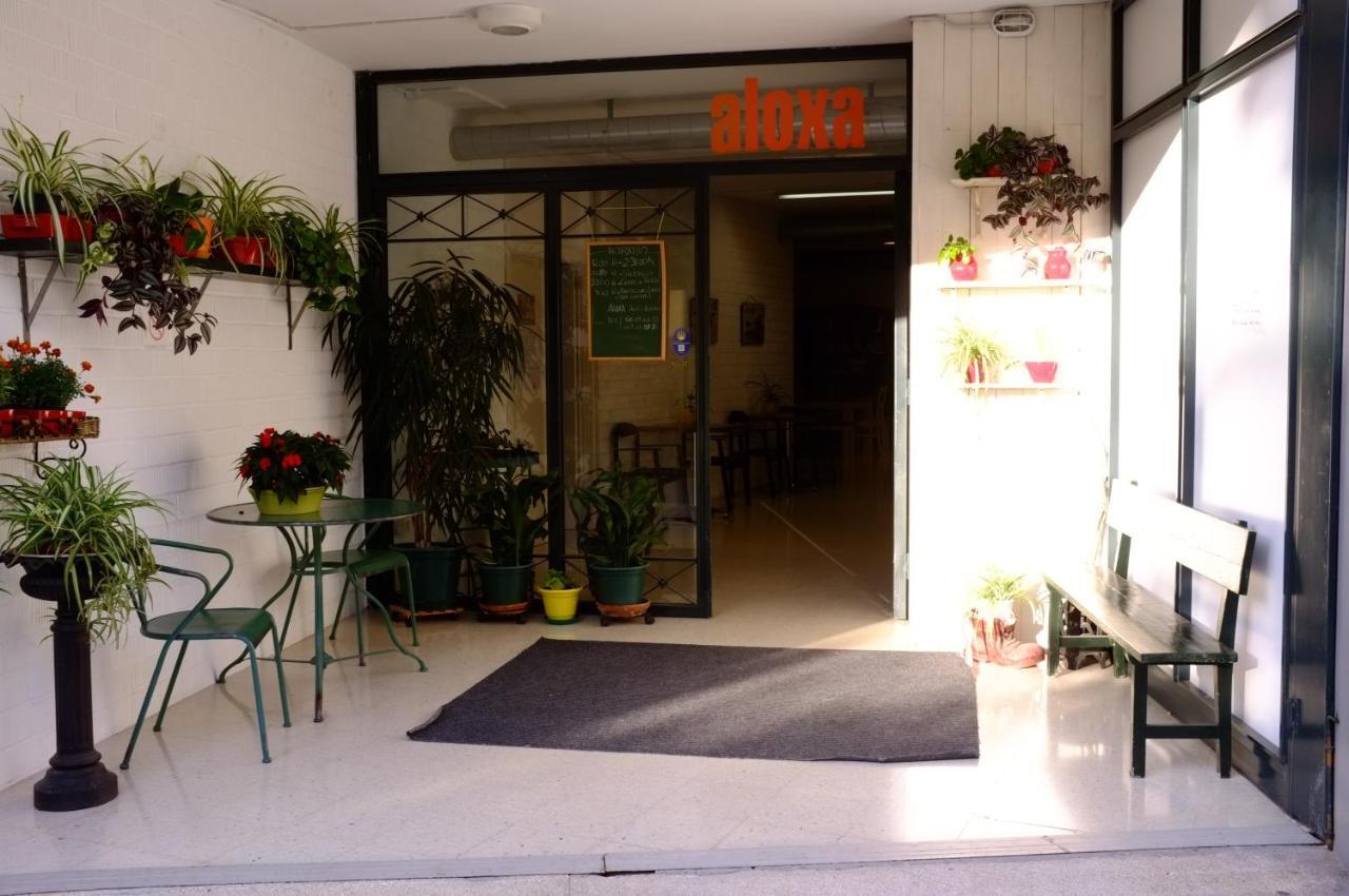 Albergue Aloxa Hostel ポンテベドラ エクステリア 写真
